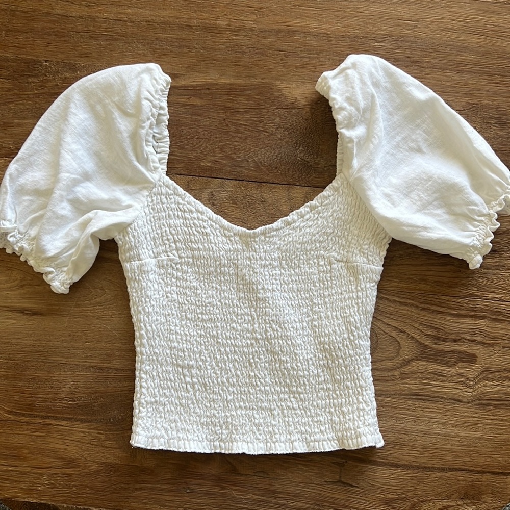 Abercrombie Puff Sleeve Top